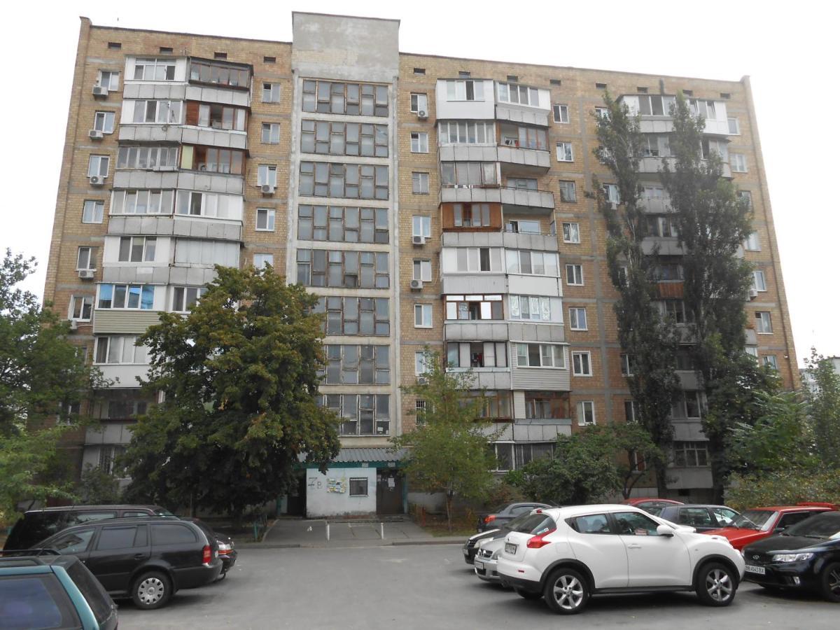 Однокомнатная Квартира Рядом С Метро Оболонь Kyiv Exterior photo
